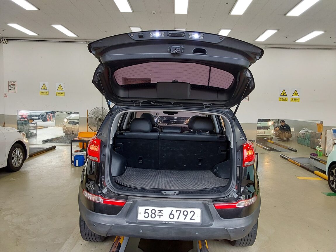 KIA THE NEW SPORTAGE R DIESEL R2.0 2WD TRENDY 2014 - zdjęcie 15