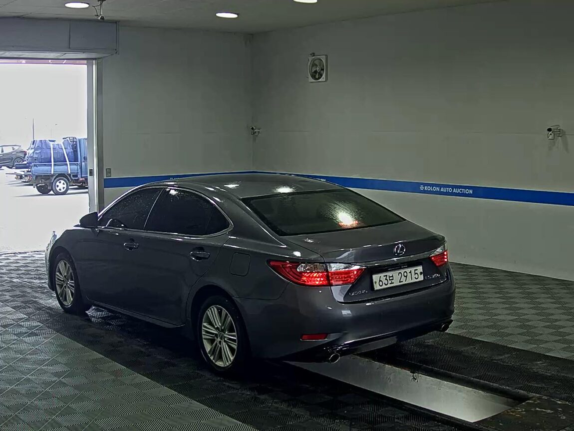 LEXUS ES (6TH GEN) 350 2015 - zdjęcie 6