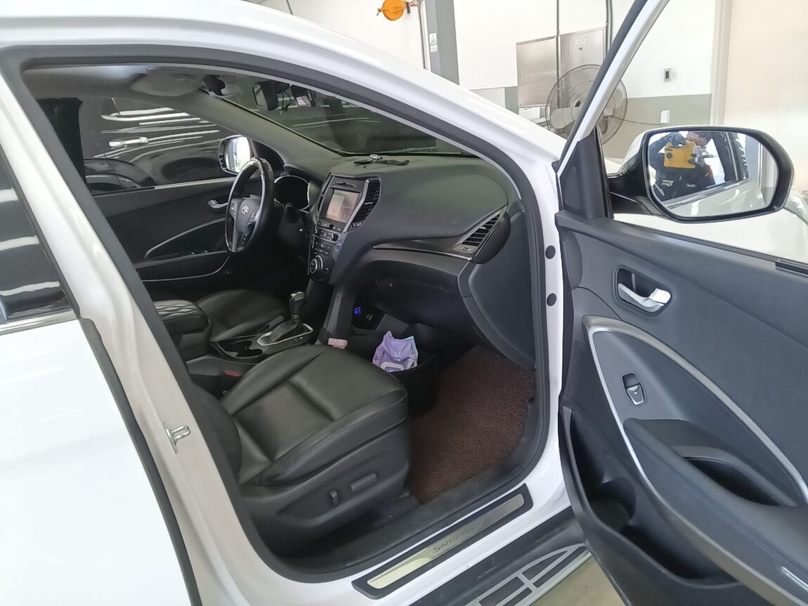 HYUNDAI SANTA FE THE PRIME DIESEL R2.0 2WD EXCLUSIVE 2016 - zdjęcie 14