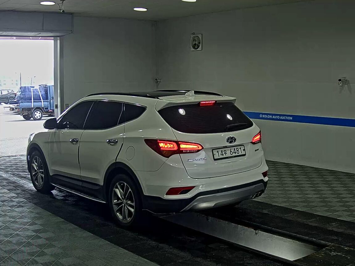 HYUNDAI SANTA FE THE PRIME DIESEL R2.0 2WD EXCLUSIVE 2016 - zdjęcie 6