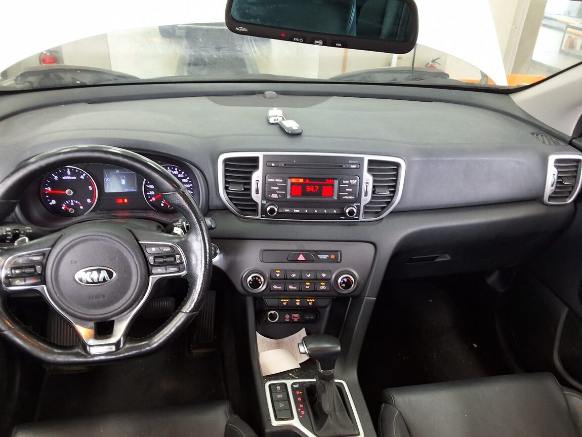 KIA NEW SPORTAGE 1.7 2WD NOBLESSE 2016 - zdjęcie 11