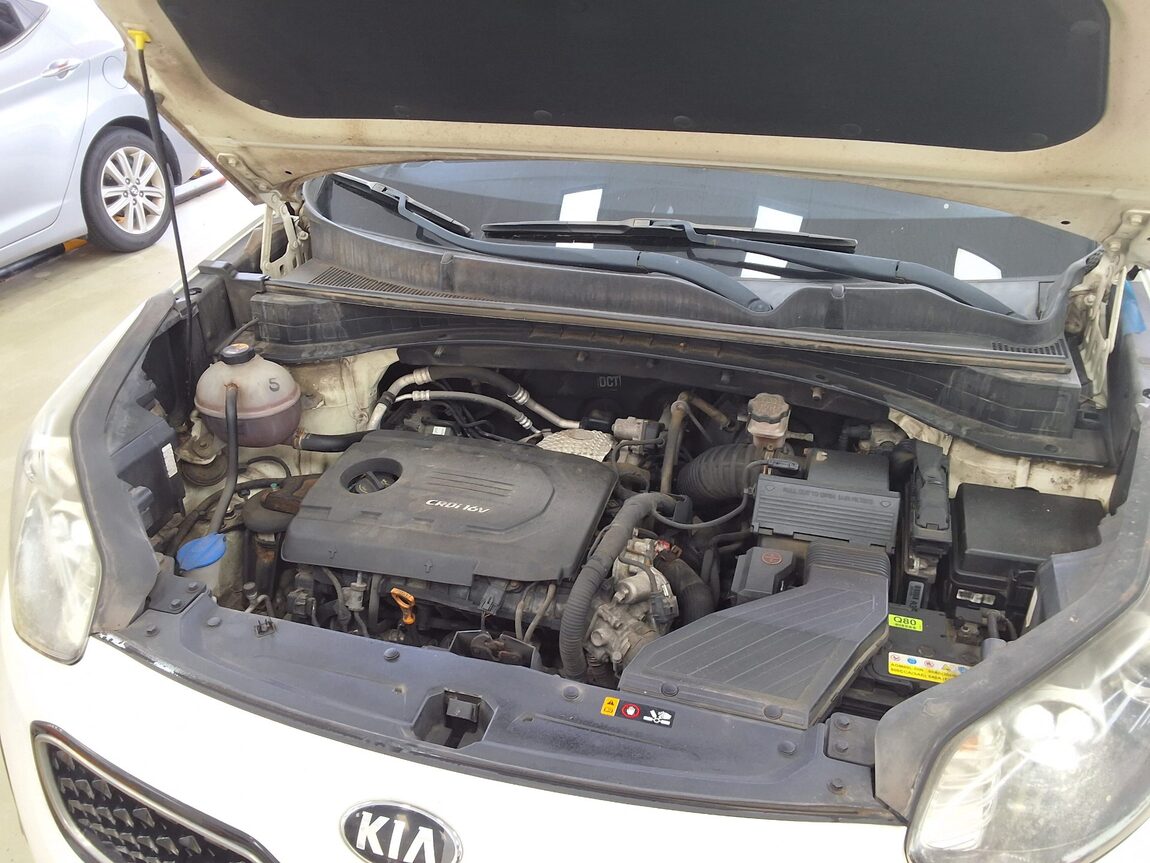 KIA NEW SPORTAGE 1.7 2WD NOBLESSE 2016 - zdjęcie 18