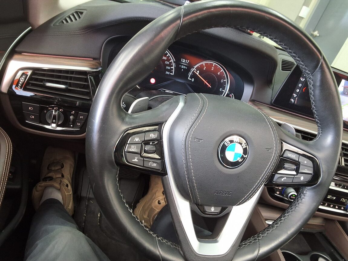BMW 5 SERIES (7TH GEN) 530i xDRIVE LUXURY LINE PLUS 2018 - zdjęcie 23