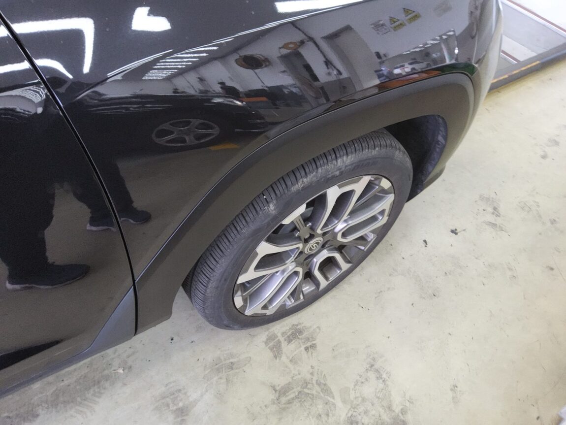 KG MOBILITY (SSANGYONG) TORRES 1.5 GDI-T 4WD T7 2023 - zdjęcie 22