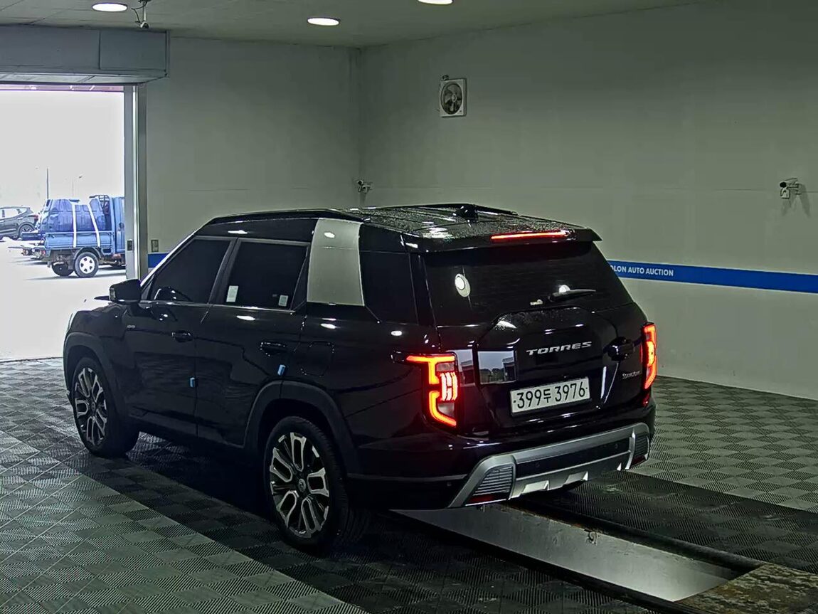 KG MOBILITY (SSANGYONG) TORRES 1.5 GDI-T 4WD T7 2023 - zdjęcie 6
