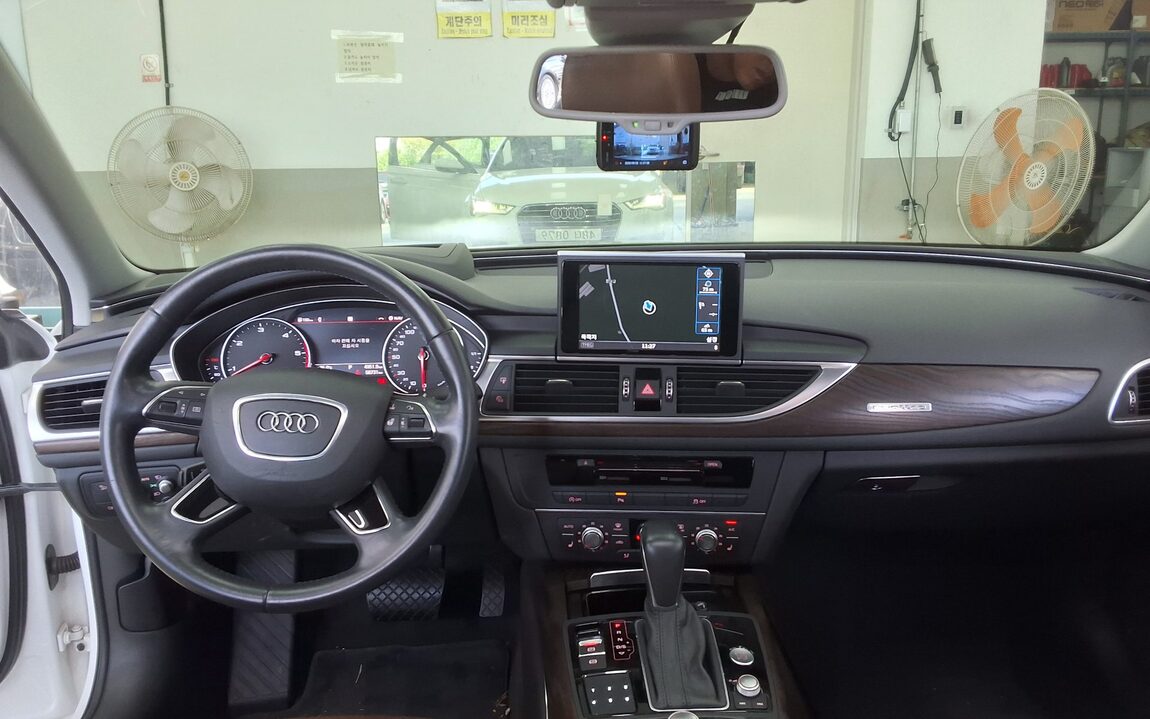 AUDI A6 (4TH GEN) 40 TDI QUATTRO COMFORT 2016 - zdjęcie 11