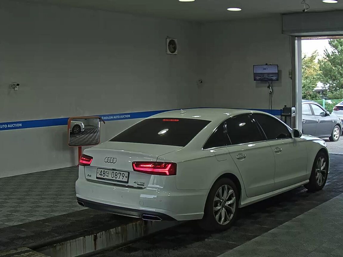 AUDI A6 (4TH GEN) 40 TDI QUATTRO COMFORT 2016 - zdjęcie 5