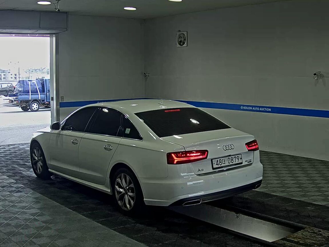 AUDI A6 (4TH GEN) 40 TDI QUATTRO COMFORT 2016 - zdjęcie 6