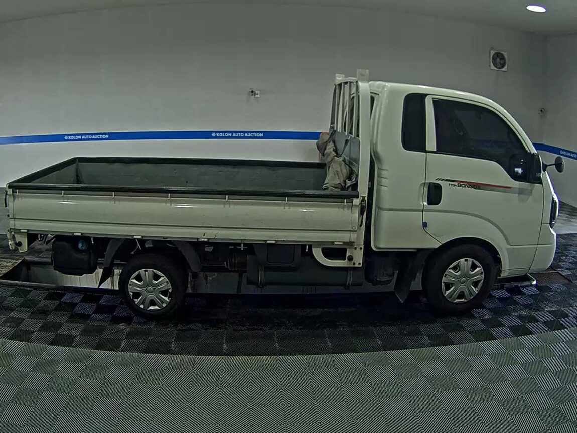 KIA THE NEW BONGO III CARGO 1 TON KING CAB EXTRA LONG WHEELBASE GL 2022 - zdjęcie 4