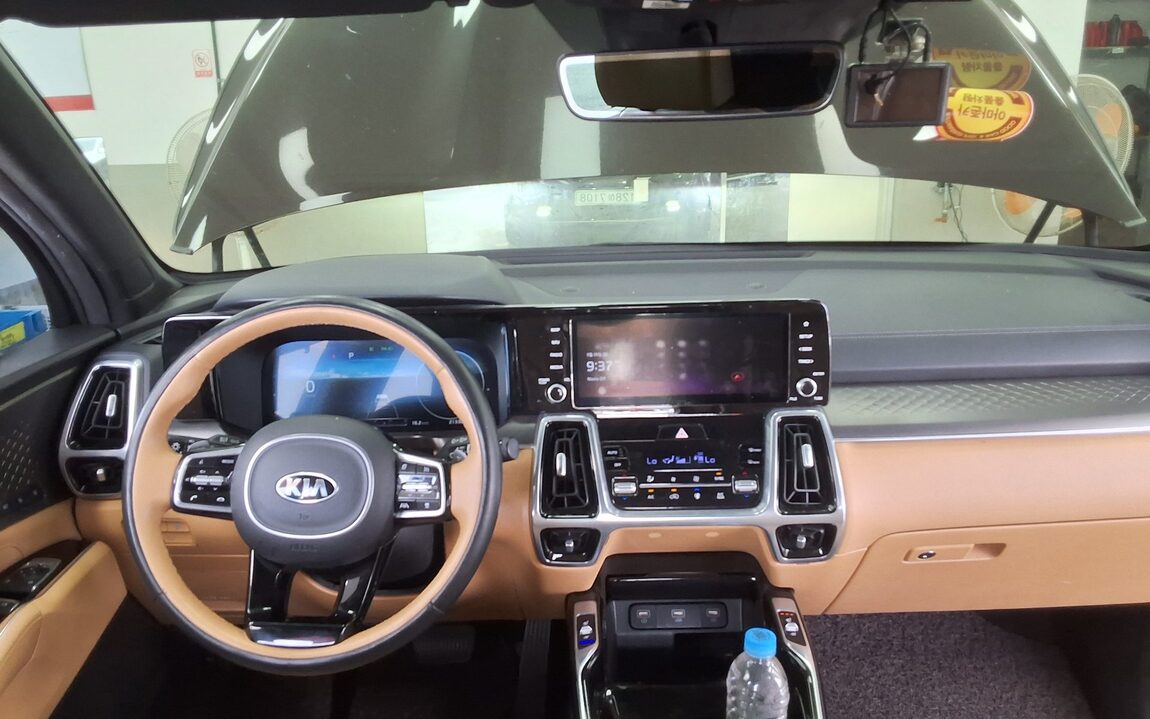 KIA NEW SORENTO (MQ4) 2.2 DIESEL 2WD NOBLESSE 2021 - zdjęcie 11