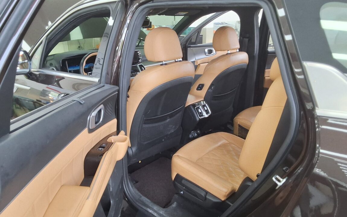 KIA NEW SORENTO (MQ4) 2.2 DIESEL 2WD NOBLESSE 2021 - zdjęcie 12