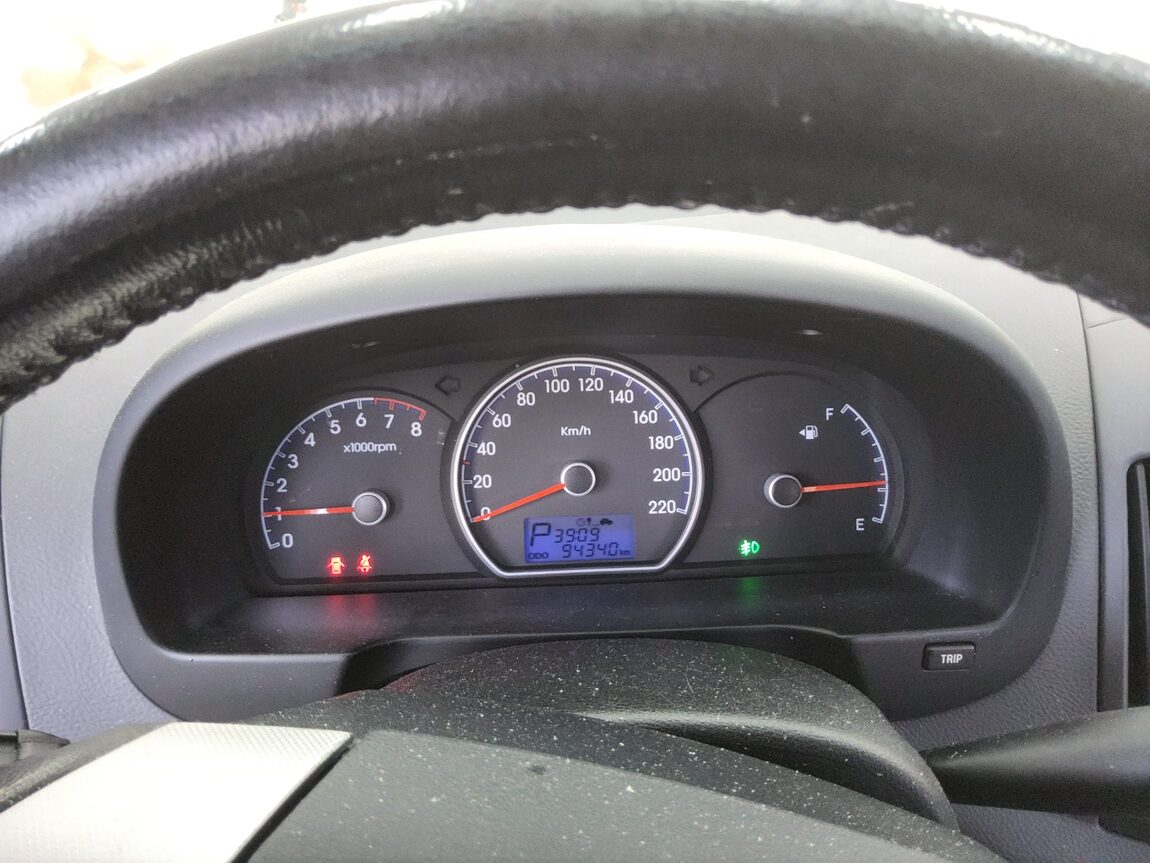 HYUNDAI AVANTE HD 1.6 VVT S16 LUXURY 2009 - zdjęcie 9