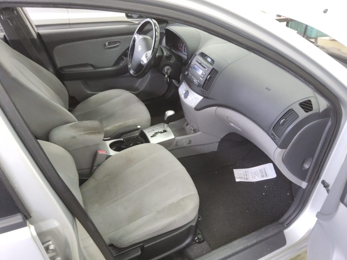 HYUNDAI AVANTE HD 1.6 VVT S16 LUXURY 2009 - zdjęcie 14