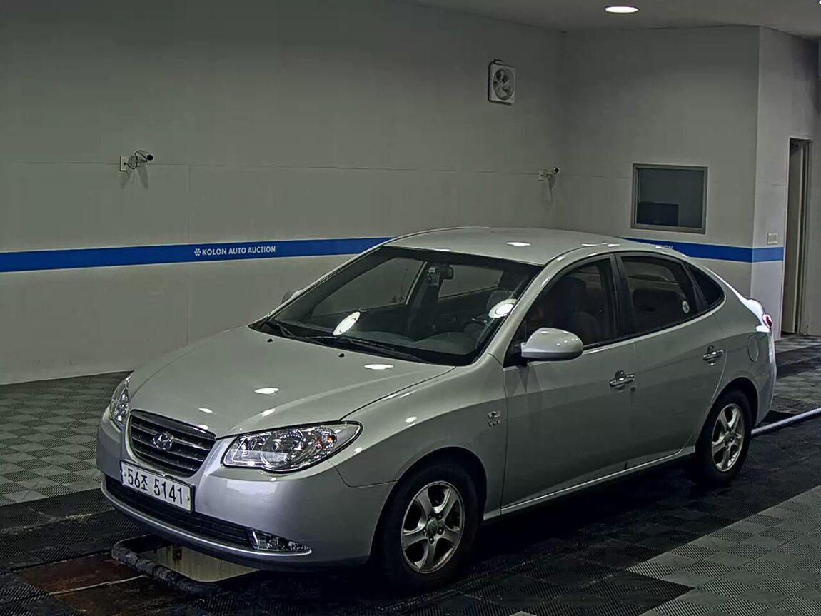 HYUNDAI AVANTE HD 1.6 VVT S16 LUXURY 2009 - zdjęcie 2