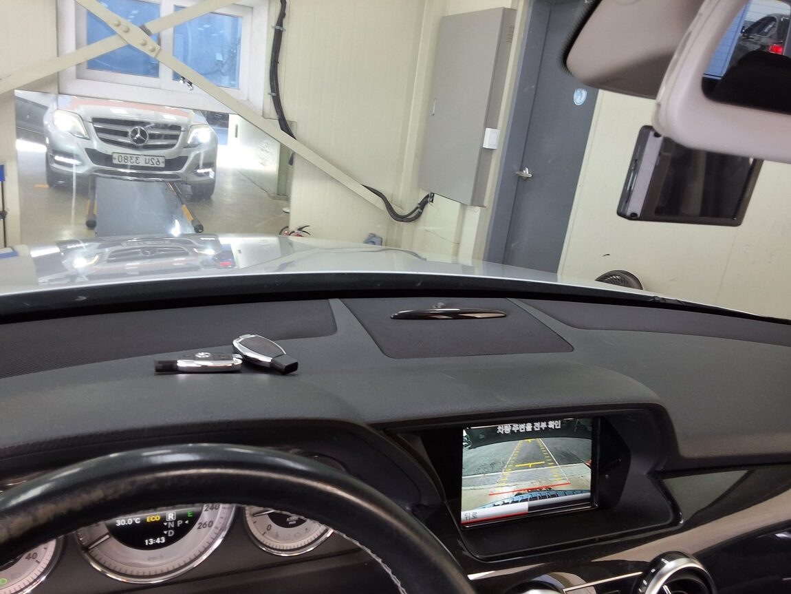 MERCEDES-BENZ GLK-CLASS GLK220 CDI 4MATIC PREMIUM 2013 - zdjęcie 25