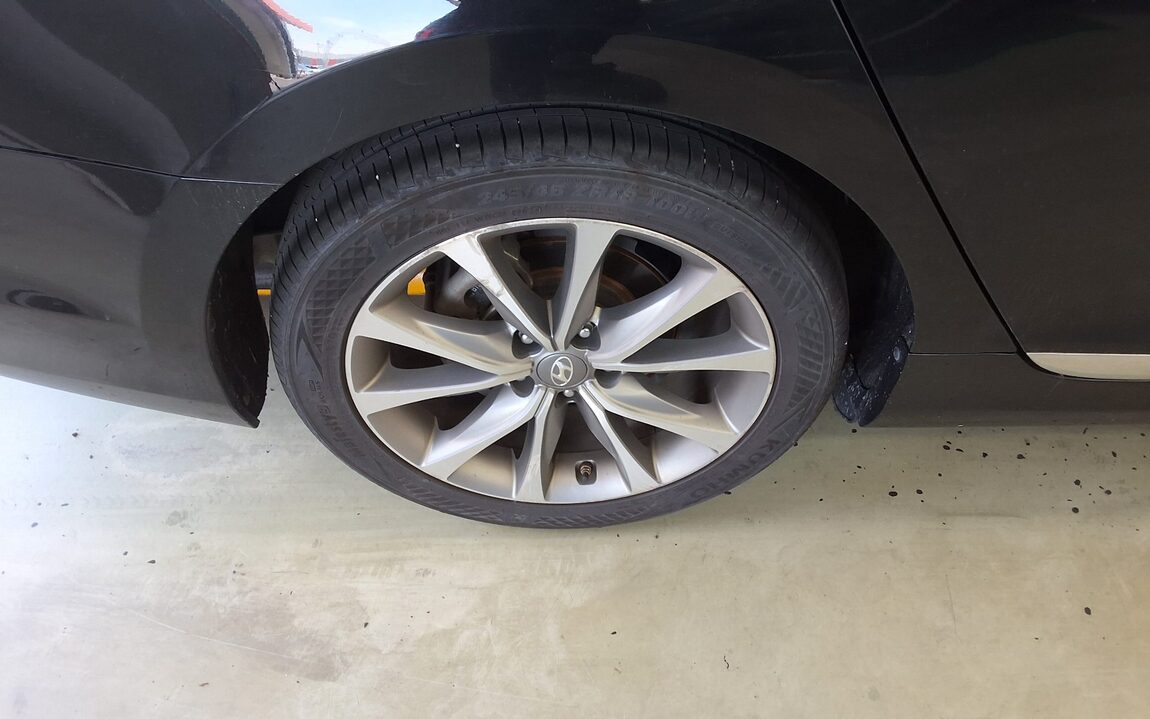 HYUNDAI GRANDEUR HG DIESEL HG 220 PREMIUM 2015 - zdjęcie 26