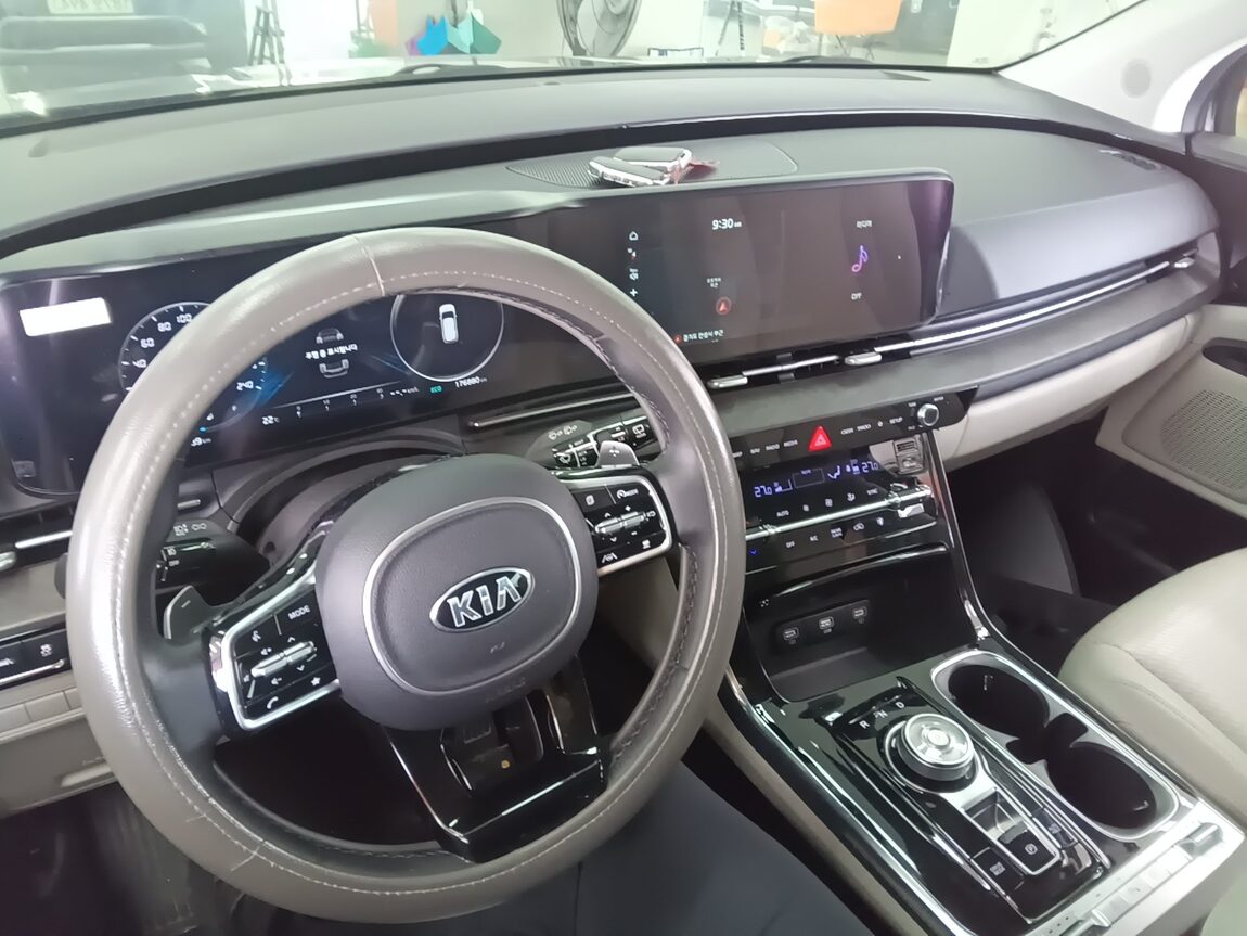 KIA NEW CARNIVAL (KA4) 9-SEATER GASOLINE SIGNATURE 2021 - zdjęcie 17