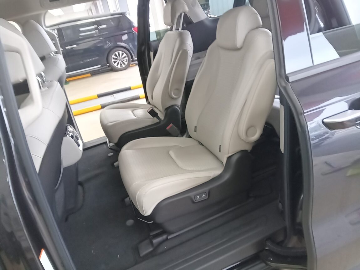 KIA NEW CARNIVAL (KA4) 9-SEATER GASOLINE SIGNATURE 2021 - zdjęcie 12