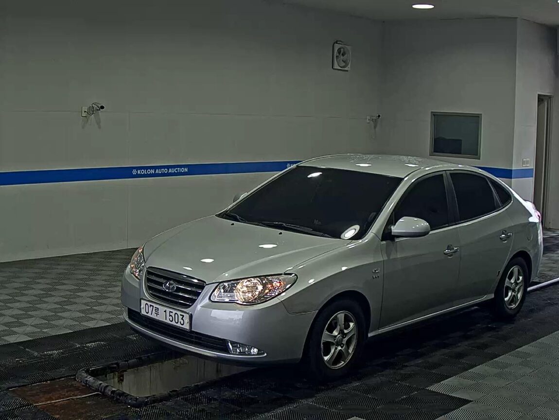 HYUNDAI AVANTE HD 1.6 VVT S16 LUXURY 2007 - zdjęcie 2
