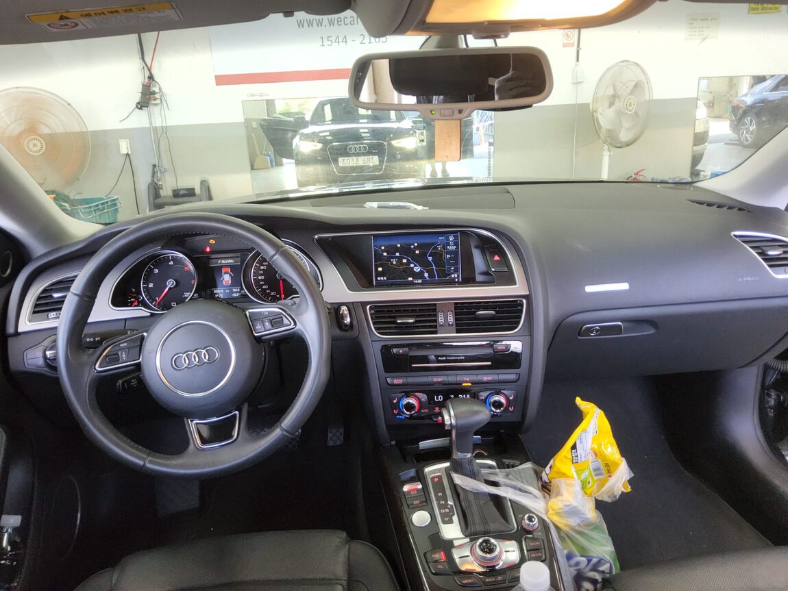 AUDI A5 2.0 TDI QUATTRO SPORTBACK DYNAMIC 2013 - zdjęcie 11
