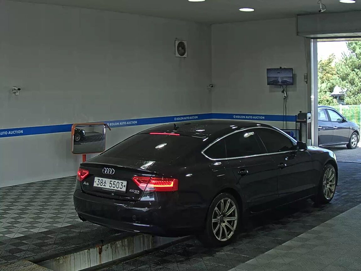 AUDI A5 2.0 TDI QUATTRO SPORTBACK DYNAMIC 2013 - zdjęcie 5