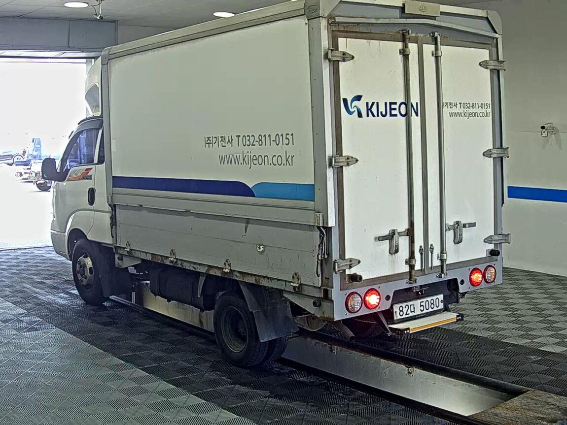 KIA BONGO III CARGO WING BODY 1.2 TON 2018 - zdjęcie 6