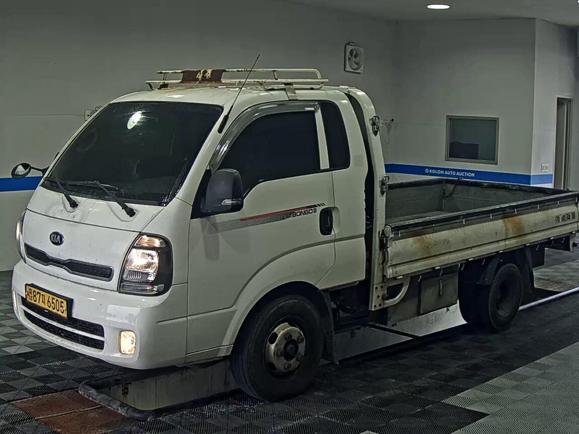 KIA THE NEW BONGO III CARGO 1.2 TON KING CAB EXTRA LONG WHEELBASE GL 2021 - zdjęcie 2