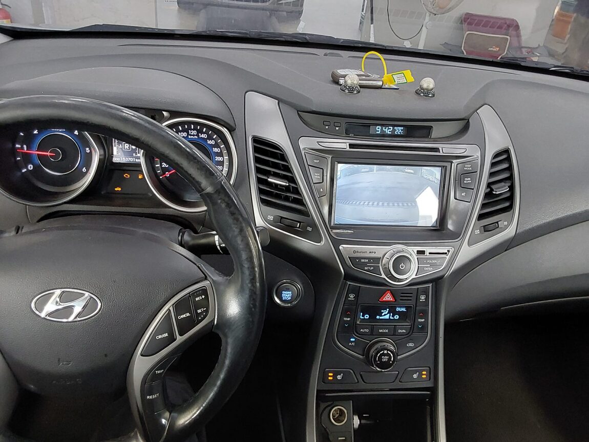HYUNDAI THE NEW AVANTE MD 1.6 VGT MODERN 2014 - zdjęcie 17