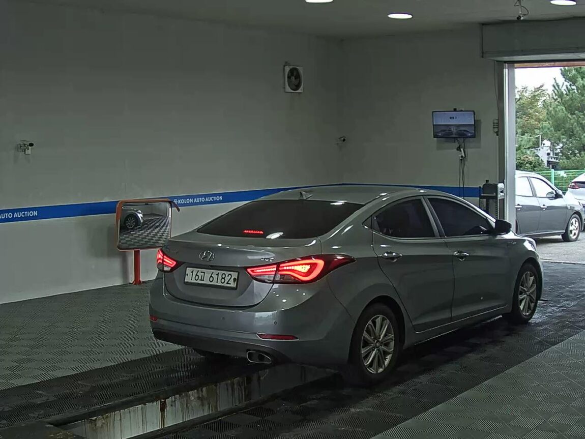 HYUNDAI THE NEW AVANTE MD 1.6 VGT MODERN 2014 - zdjęcie 5