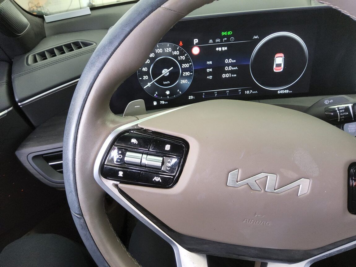 KIA K8 2.5 GDI SIGNATURE 2022 - zdjęcie 17