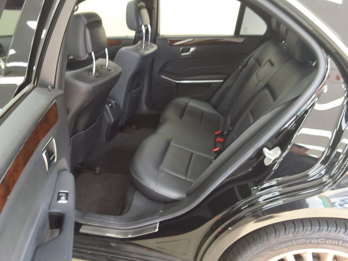 MERCEDES-BENZ E-CLASS (4TH GEN) E200 ELEGANCE 2014 - zdjęcie 13