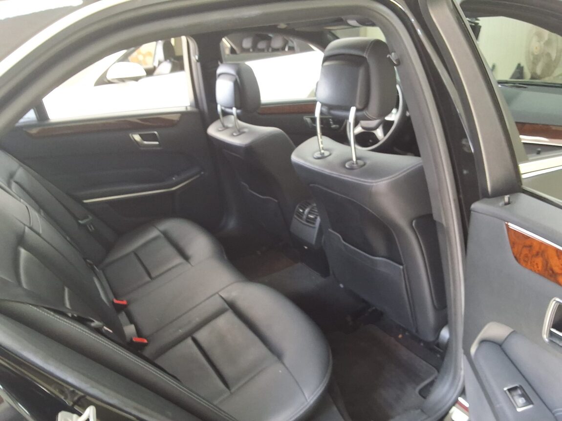 MERCEDES-BENZ E-CLASS (4TH GEN) E200 ELEGANCE 2014 - zdjęcie 15