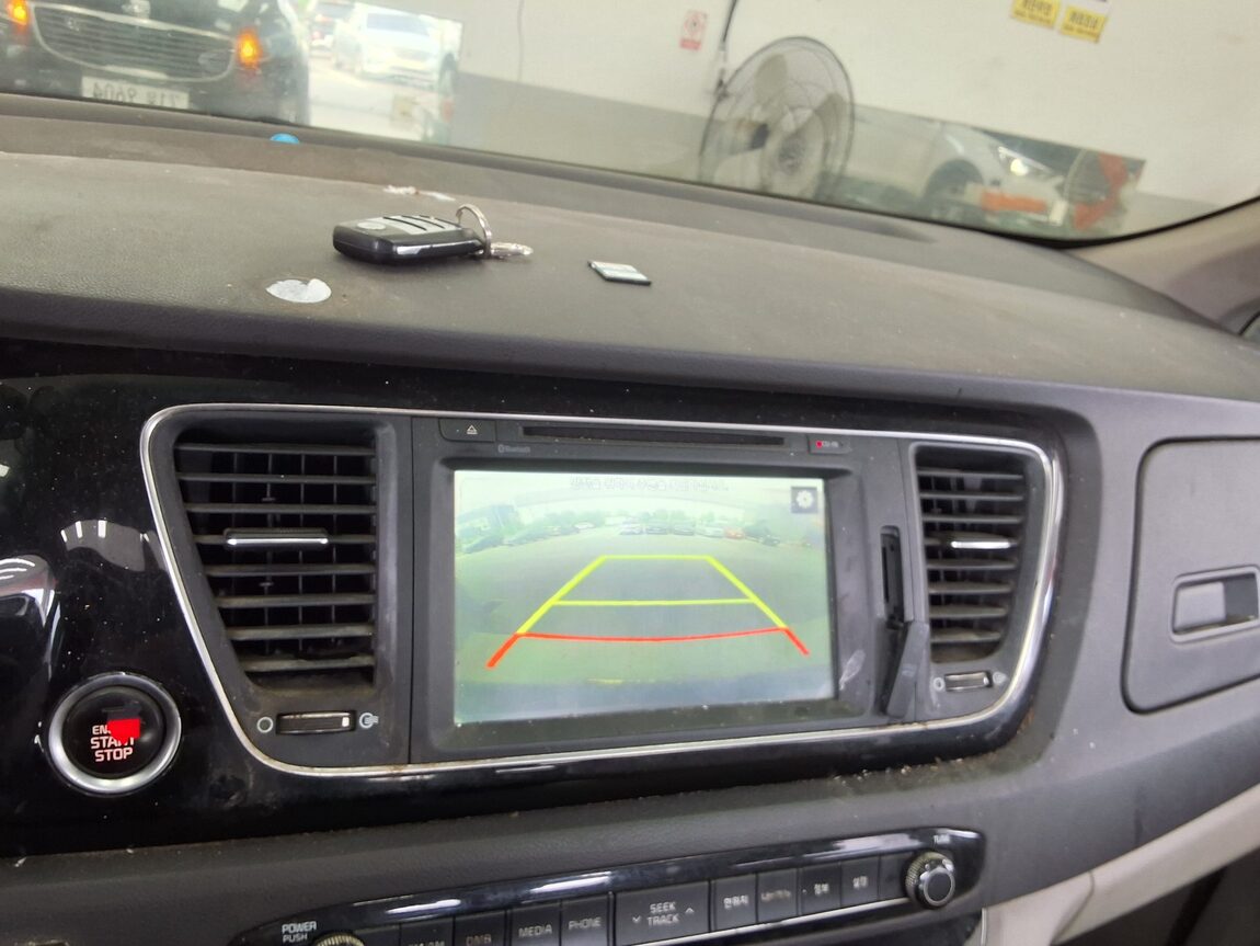 KIA ALL NEW CARNIVAL 11-SEATER DIESEL PRESTIGE 2015 - zdjęcie 19