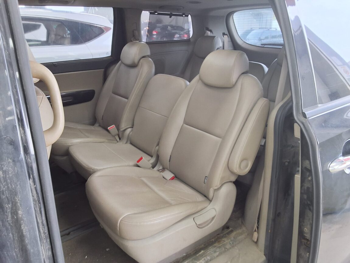 KIA ALL NEW CARNIVAL 11-SEATER DIESEL PRESTIGE 2015 - zdjęcie 12