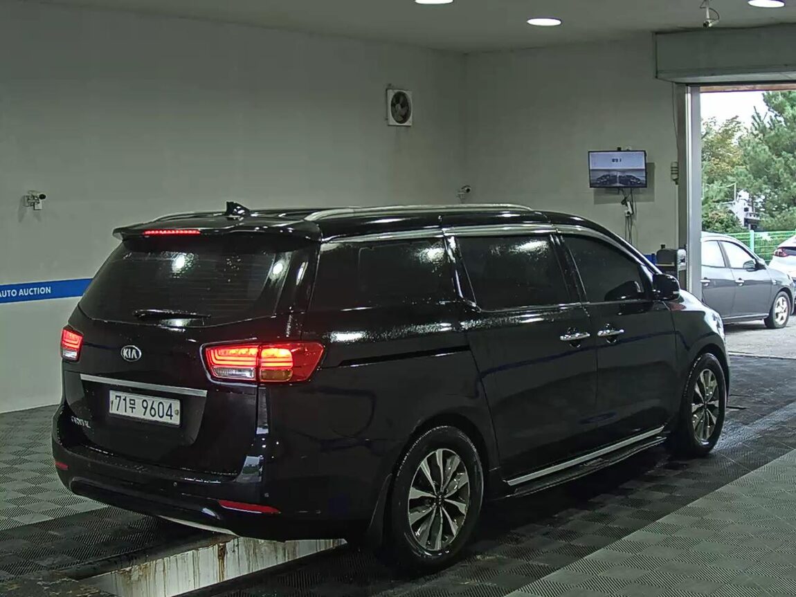 KIA ALL NEW CARNIVAL 11-SEATER DIESEL PRESTIGE 2015 - zdjęcie 5