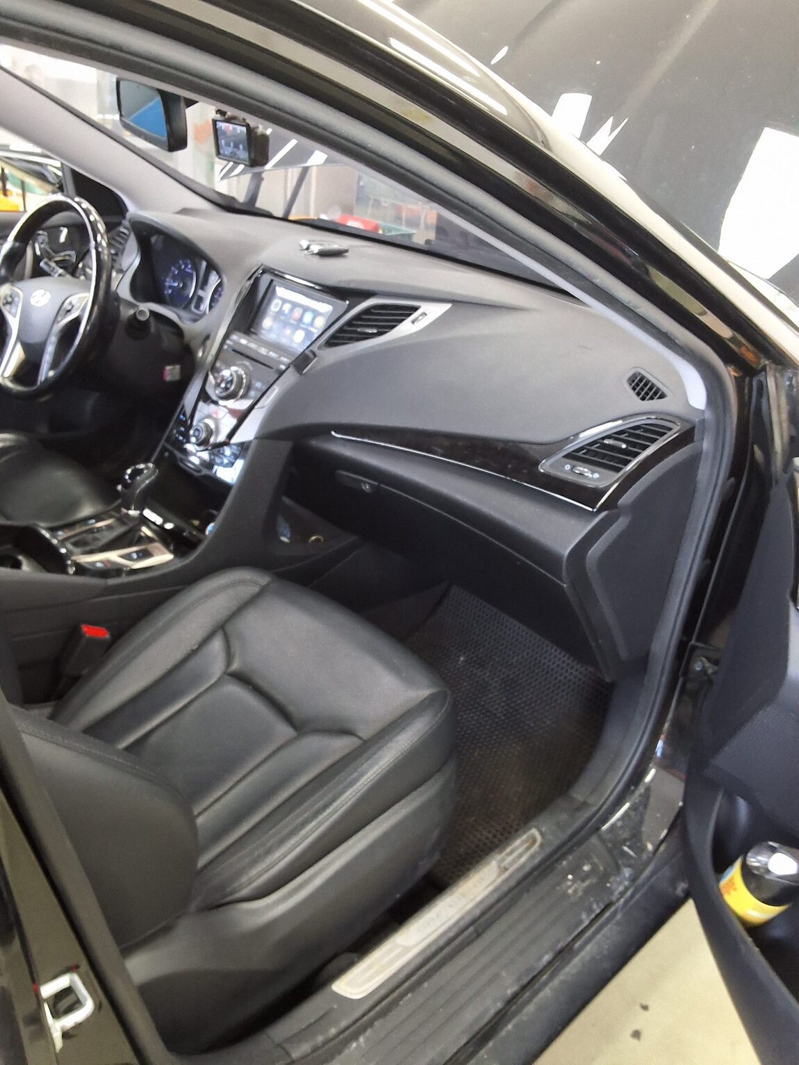 HYUNDAI GRANDEUR HG HG 240 LUXURY 2012 - zdjęcie 14