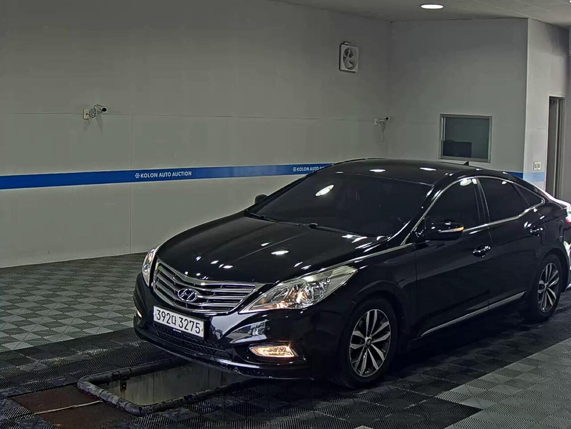 HYUNDAI GRANDEUR HG HG 240 LUXURY 2012 - zdjęcie 2