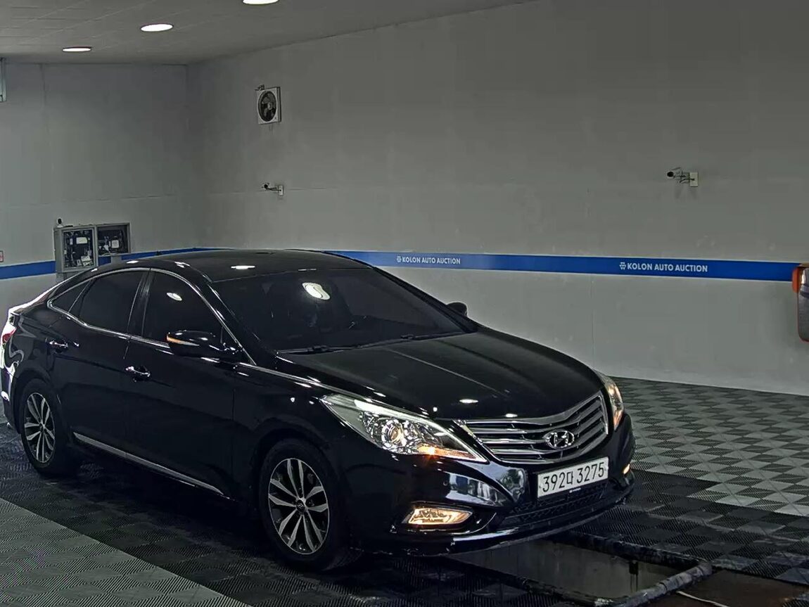 HYUNDAI GRANDEUR HG HG 240 LUXURY 2012 - zdjęcie 3