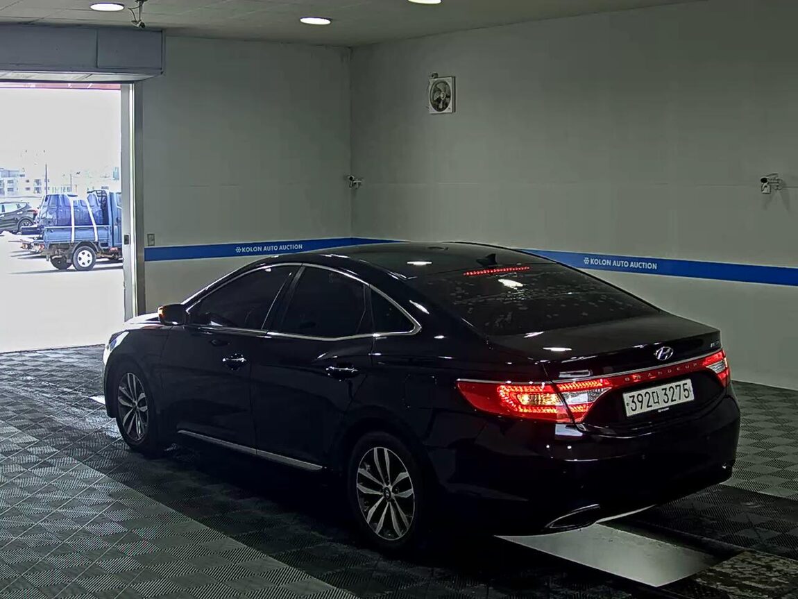 HYUNDAI GRANDEUR HG HG 240 LUXURY 2012 - zdjęcie 6