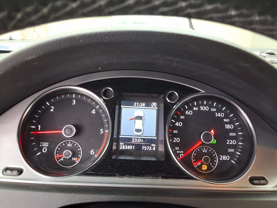 VOLKSWAGEN CC 2.0 TDI BLUEMOTION 4MOTION 2013 - zdjęcie 10