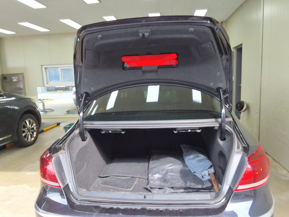 VOLKSWAGEN CC 2.0 TDI BLUEMOTION 4MOTION 2013 - zdjęcie 16