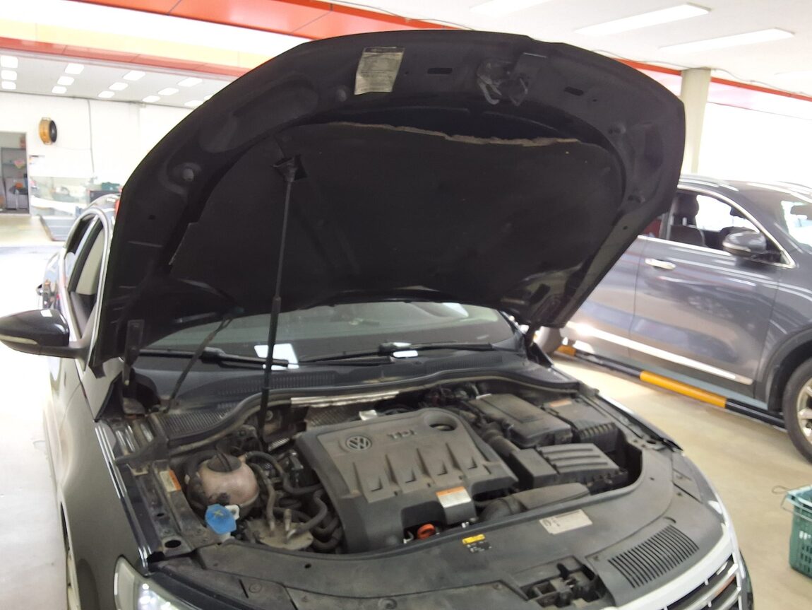VOLKSWAGEN CC 2.0 TDI BLUEMOTION 4MOTION 2013 - zdjęcie 18