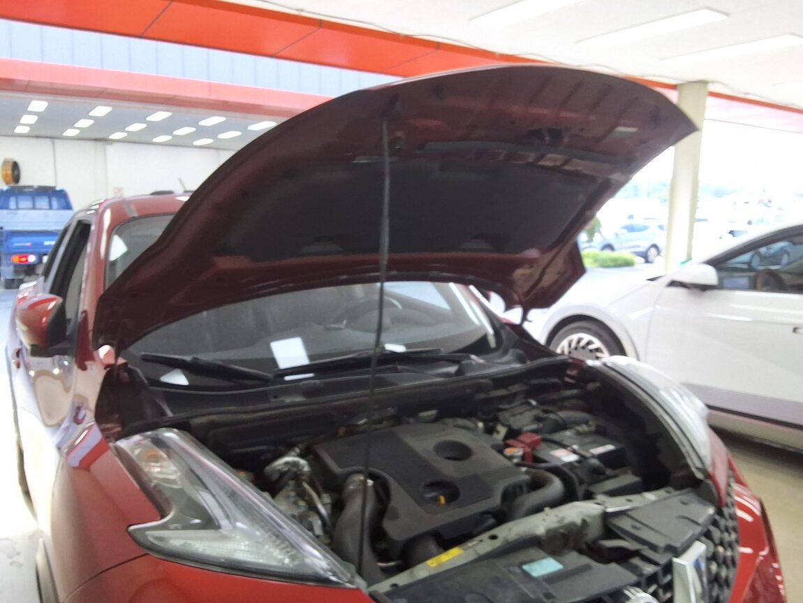 NISSAN JUKE 1.6 S 2016 - zdjęcie 18