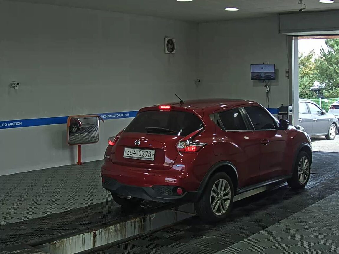 NISSAN JUKE 1.6 S 2016 - zdjęcie 5