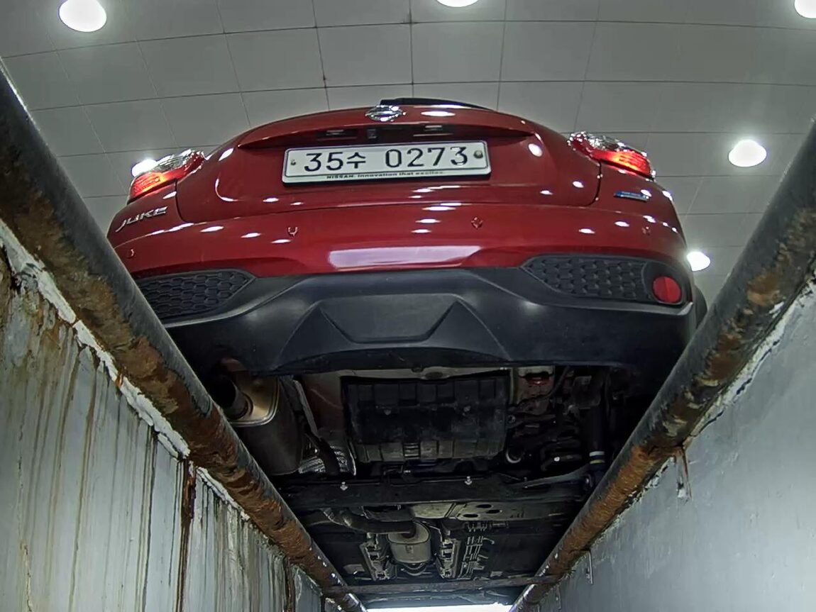 NISSAN JUKE 1.6 S 2016 - zdjęcie 8