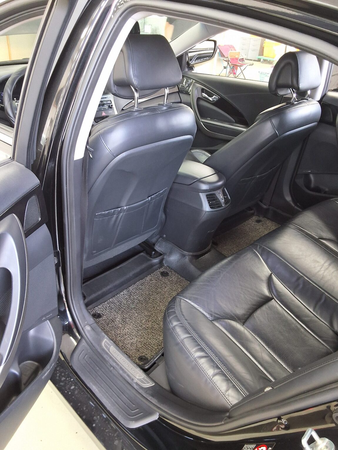 HYUNDAI GRANDEUR HG HG 300 PREMIUM 2015 - zdjęcie 12