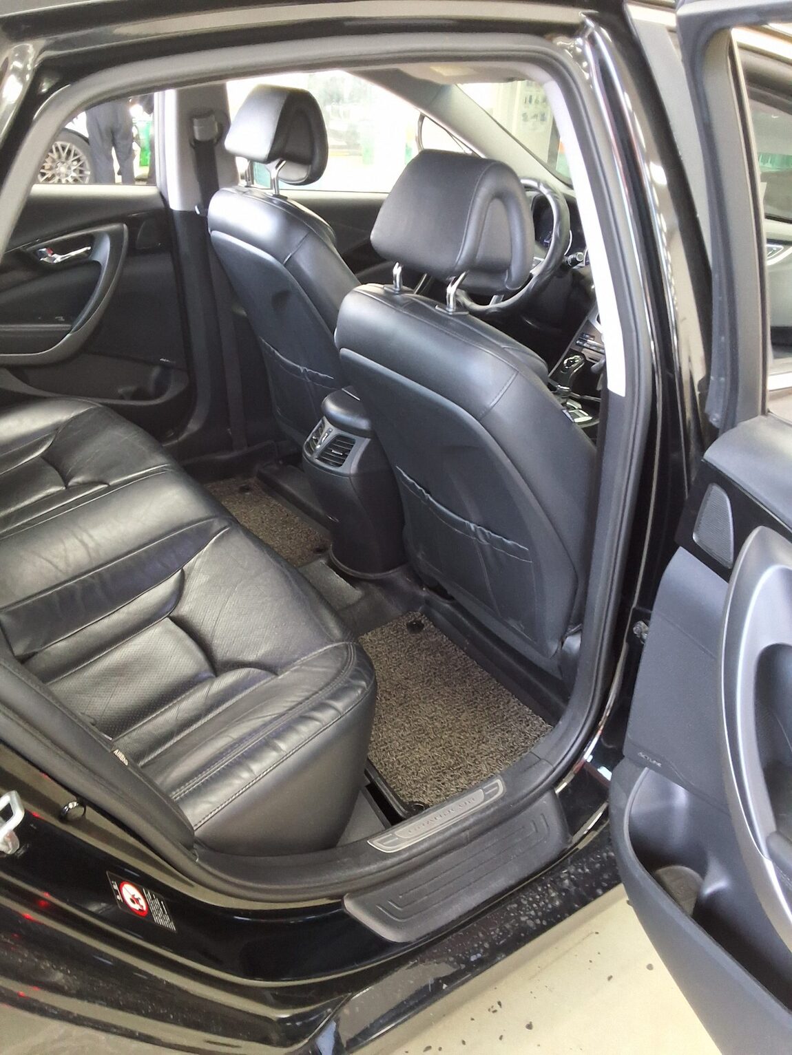 HYUNDAI GRANDEUR HG HG 300 PREMIUM 2015 - zdjęcie 13