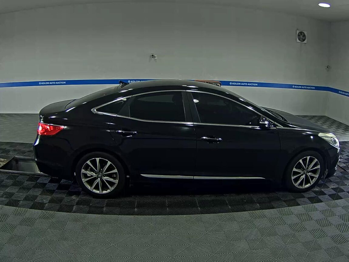 HYUNDAI GRANDEUR HG HG 300 PREMIUM 2015 - zdjęcie 4