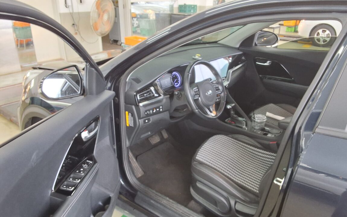KIA THE NEW NIRO 1.6 GDI HEV PRESTIGE 2020 - zdjęcie 10