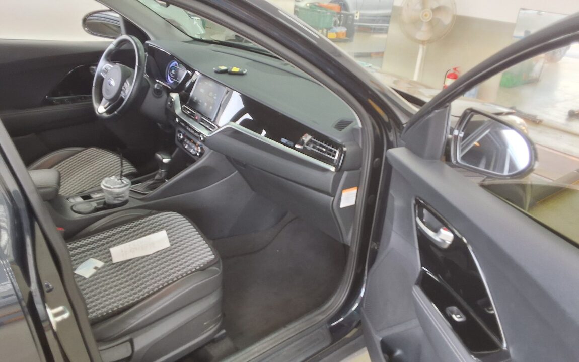 KIA THE NEW NIRO 1.6 GDI HEV PRESTIGE 2020 - zdjęcie 14